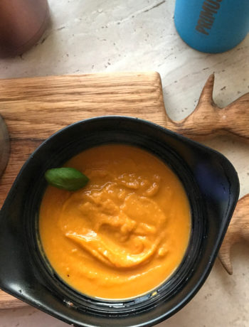 zupa batatowa z masłem orzechowym