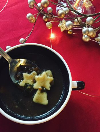 zupa grzybowa ze świątecznym domowym makaronem